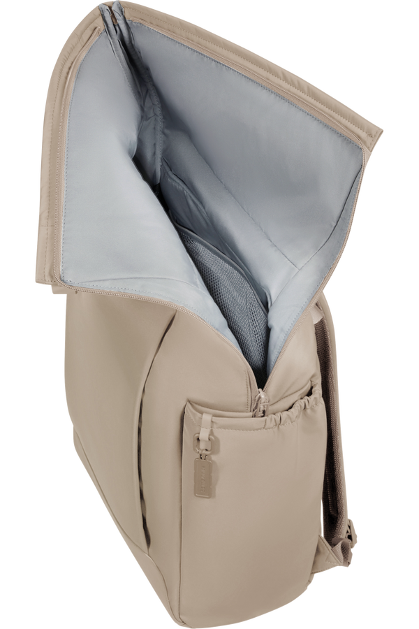 Essentis Batoh 15.6"