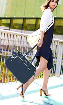 Karissa Biz N&aacute;kupn&aacute; ta&scaron;ka  14" 19.3 L | 29 x 40.5 x 21.5 cm | 1 kg