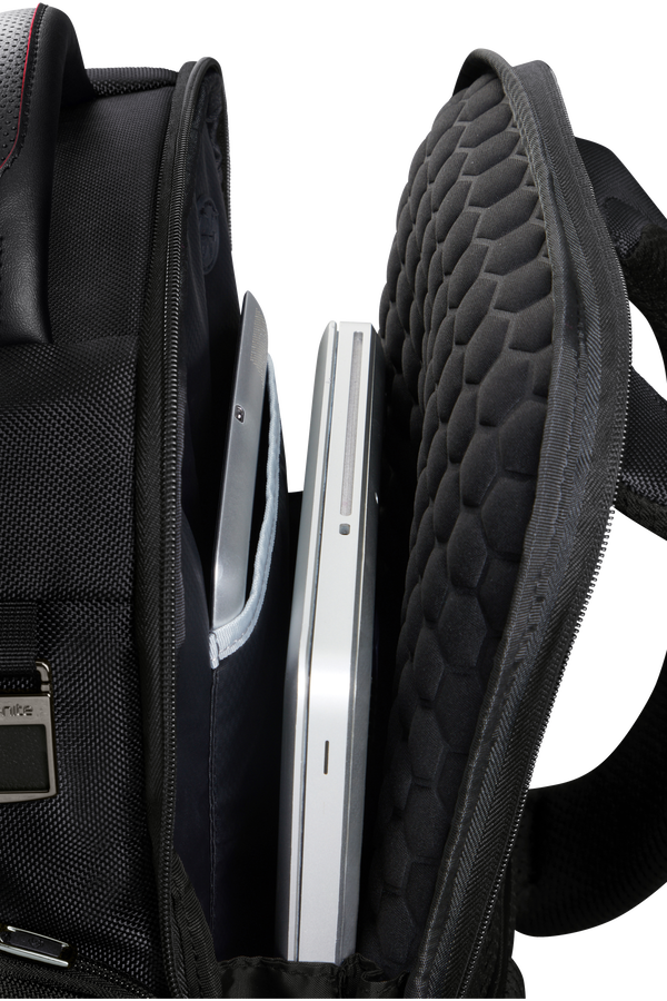 Samsonite Pro-DLX 6 Underseater Backpack 15.6'  Černá