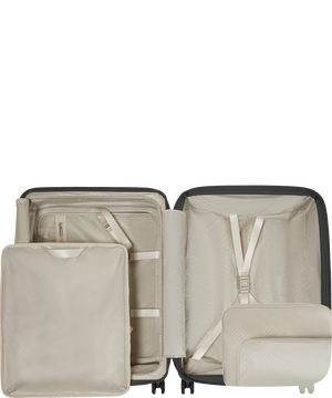 Paralux Spinner (4 kolieska) rozšíriteľný 67cm 67 x 47 x 30/33 cm | 3.5 kg