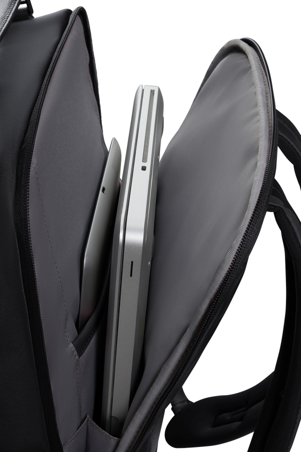 Samsonite Karissa Evo Round Backpack 15.6'  Černá Samsonite Karissa Evo Round Backpack 15.6'  Černá