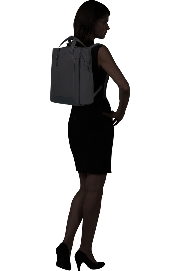 Essentis Batoh 14.1"