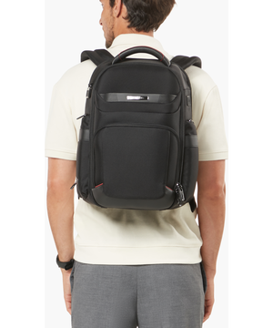 Pro-DLX 6 Batoh 15.6" 43 x 30 x 15 cm | 1.2 kg