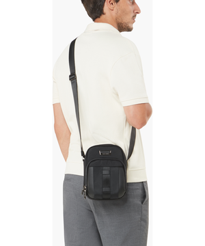 Urban-Eye Ta&scaron;ka cez rameno S 22 x 15 x 8 cm | 0.3 kg