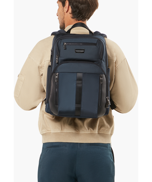 Urban-Eye Batoh 15.6" 43 x 30 x 20 cm | 1.2 kg